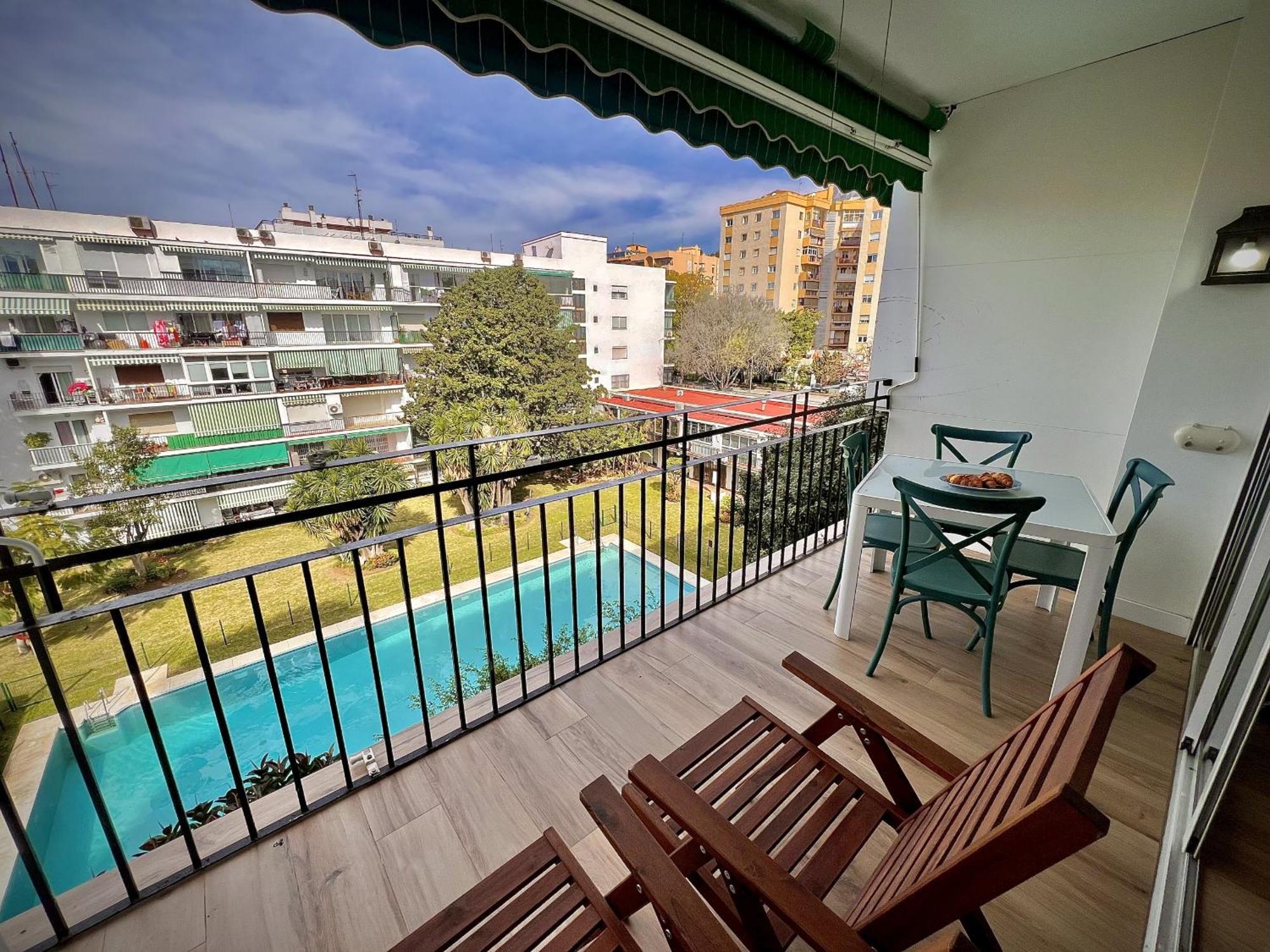 Apartamento Downtown 45 With Pool By Homing Marbella